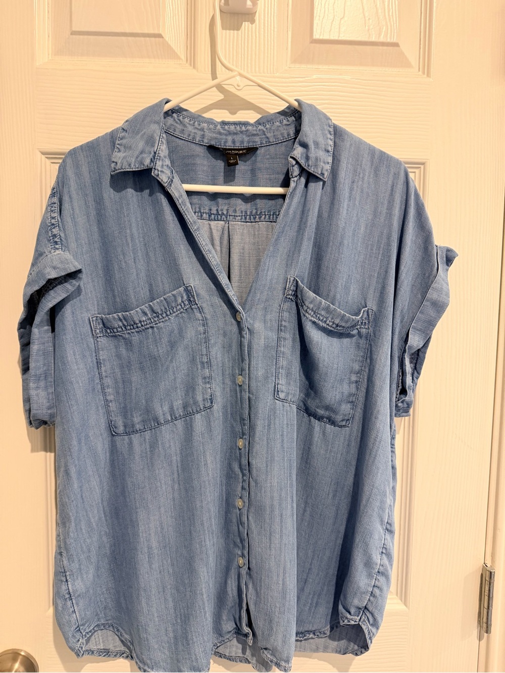 Banana Republic Factory Light Blue Denim-Style Button Down Shirt